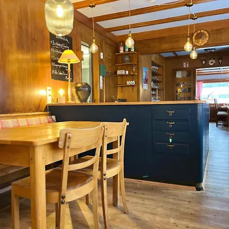 Gasthof Berggasthaus Auerhahn - In- Out-
